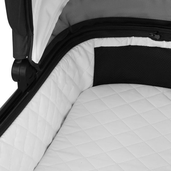 Універсальна коляска 3 в 1 Lionelo LAYLA 3IN1 BLACK ONYX (арт. 90922676) &mdash; купити в Україні |  Колисочка